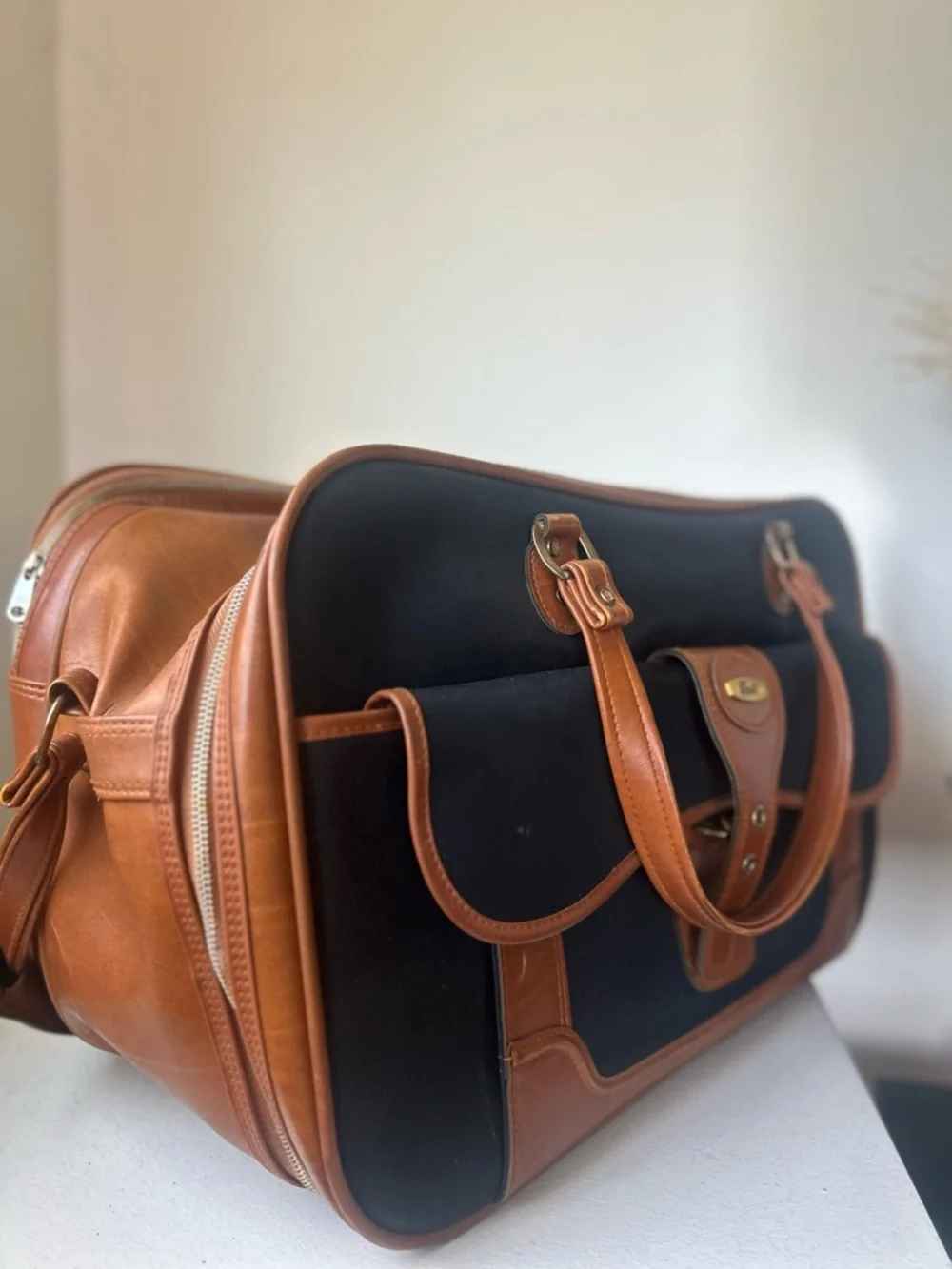 Vintage Black & Brown Travel Weekender Bag